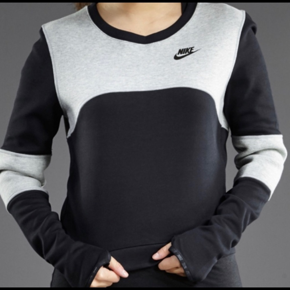 Nike Sportswear Tech Fleece Crew Sweatershirt 🖤 - Picture 7 of 12